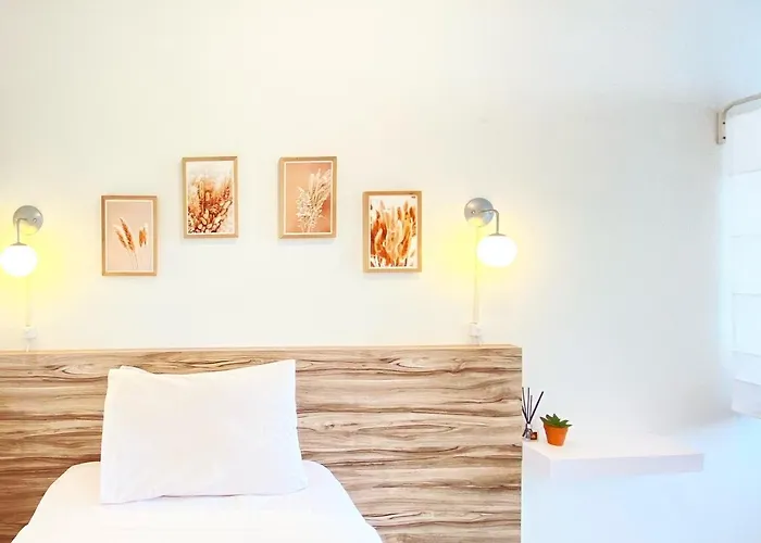 Cheerful And Homey 2Br Apartment At Parahyangan Residence By Travelio