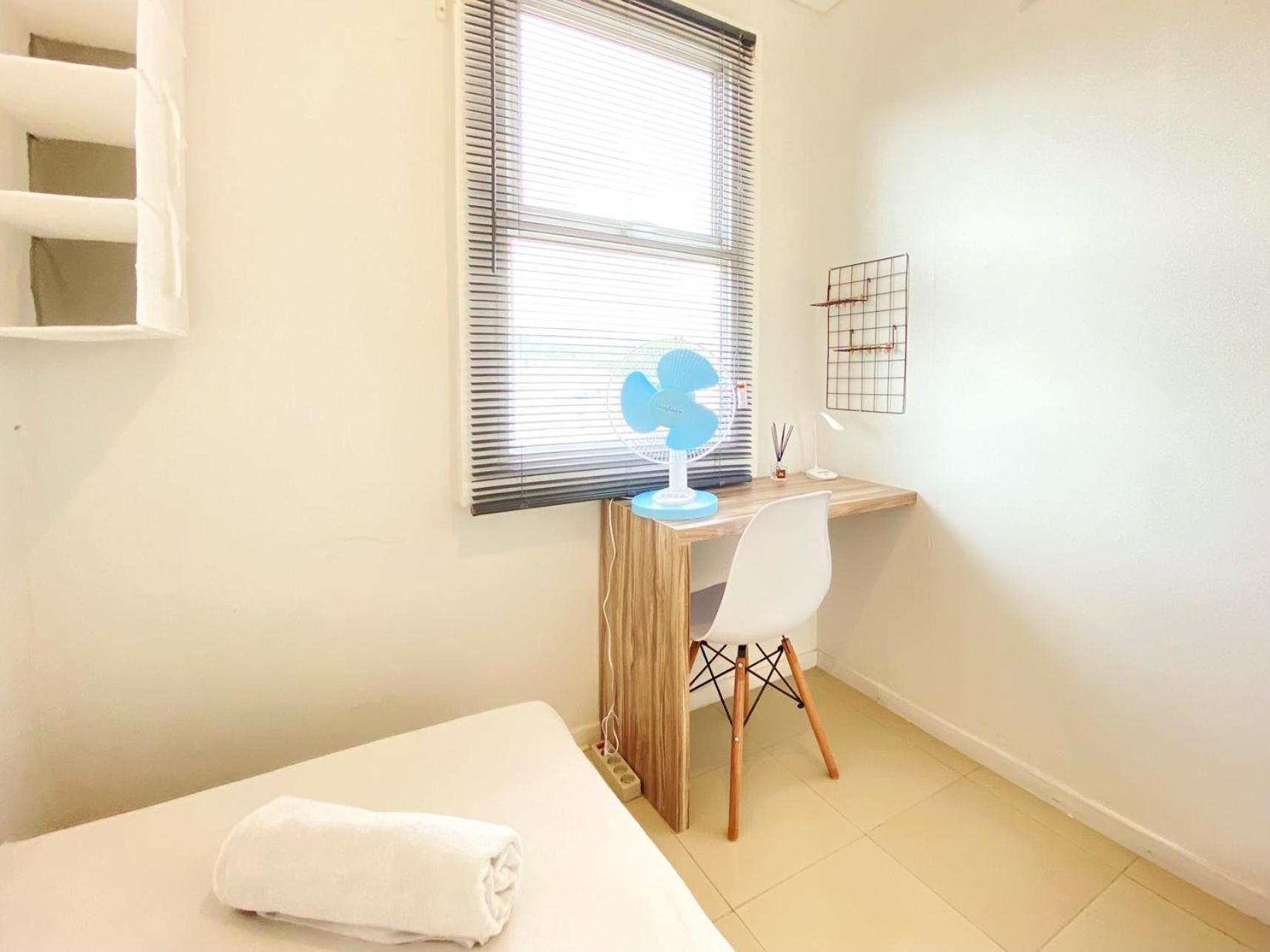 Cheerful And Homey 2br At Parahyangan By Travelio Apartemen