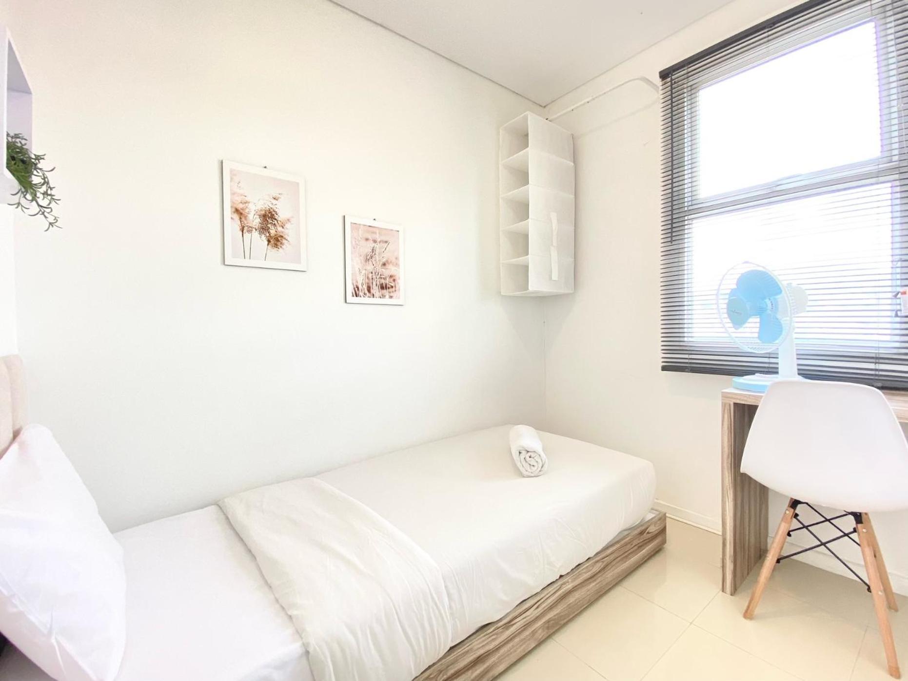 Cheerful And Homey 2br At Parahyangan By Travelio Apartemen Bandung
